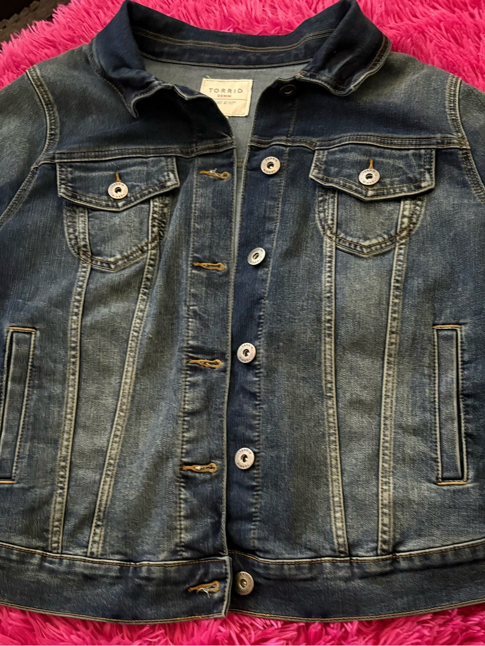 torrid Dark Wash Denim Jacket in Blue - Picture 3 of 9